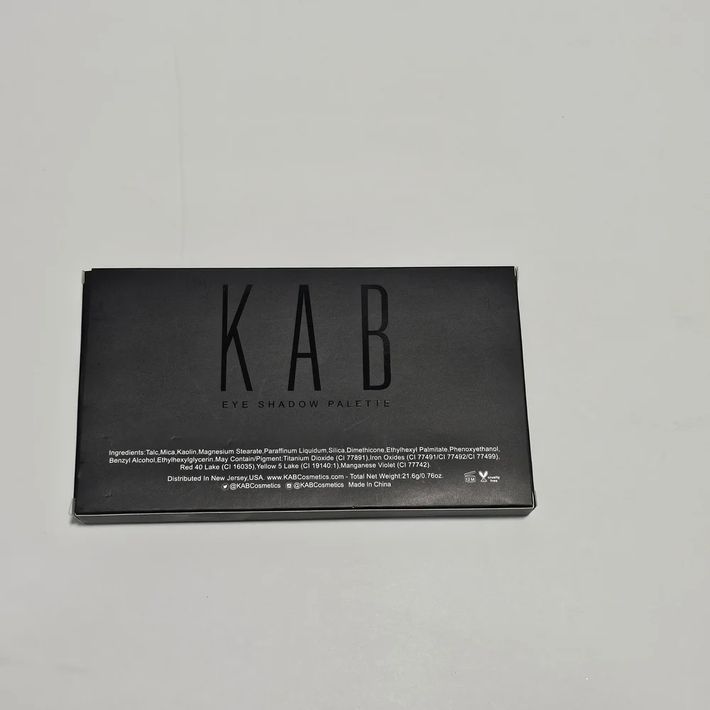 NEW KAB Cosmetics Day And Night Eyeshadow Palette